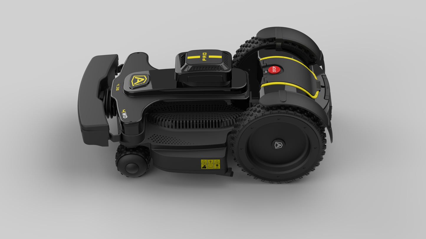 Ambrogio 4.36 4WD Pro RTK.