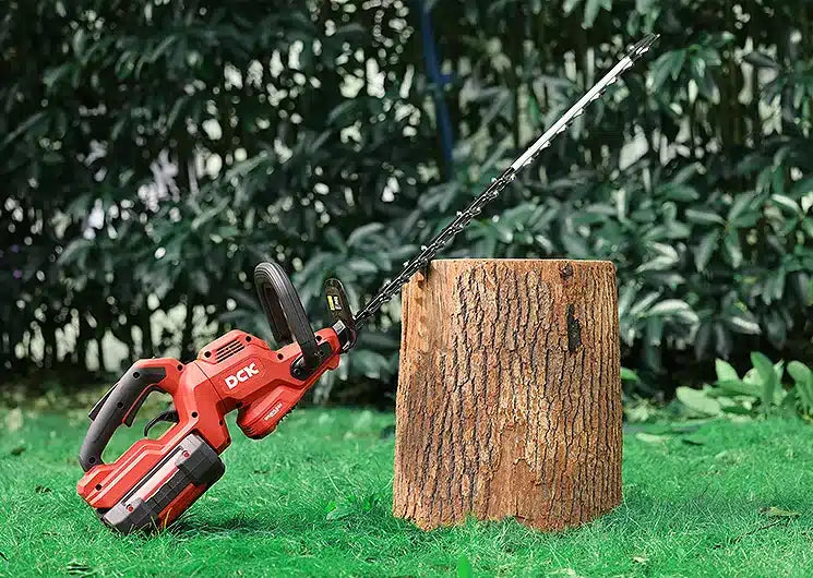 DCK 58V Batteridrevet Hækkeklipper 65 cm inkl. Batteri & Lader